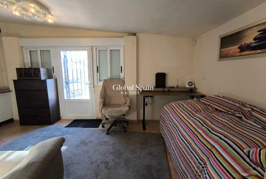 Resale - VILLA -
VILLENA - Inland