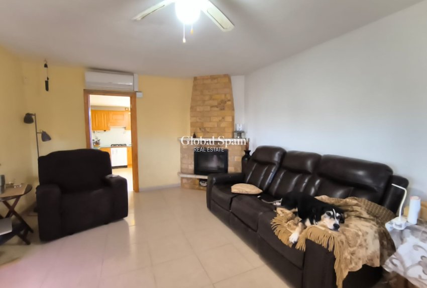 Resale - VILLA -
VILLENA - Inland