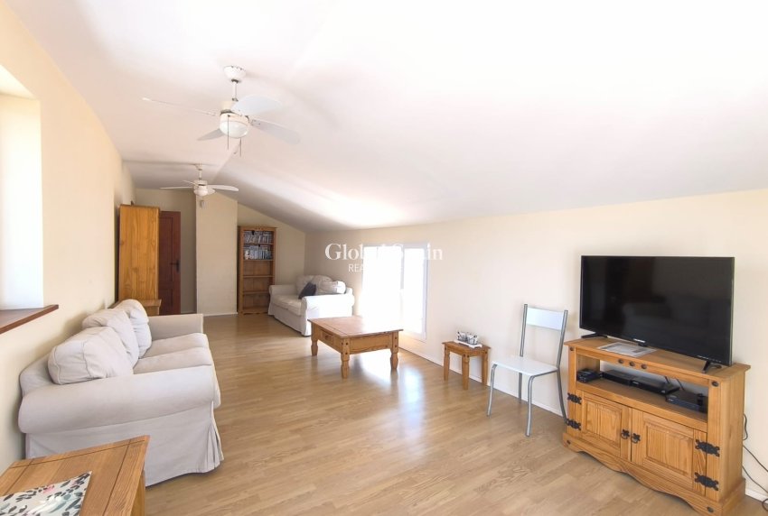 Resale - VILLA -
VILLENA - Inland