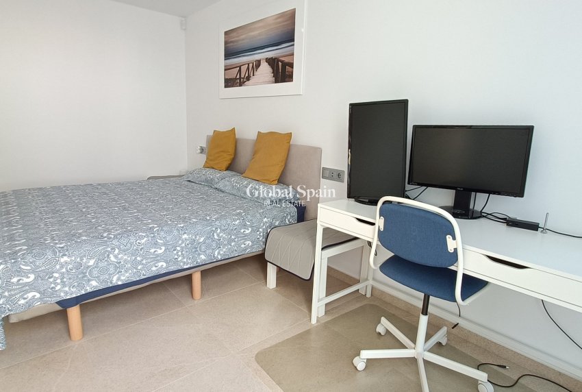 Resale - VILLA -
VISTABELLA GOLF  - Inland