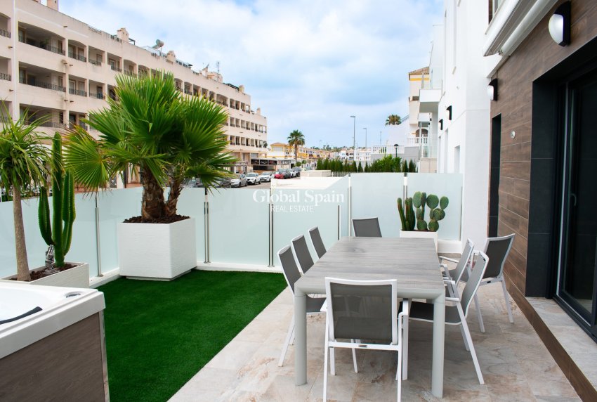 Resale - VILLA -
VISTABELLA GOLF  - VISTABELLA GOLF