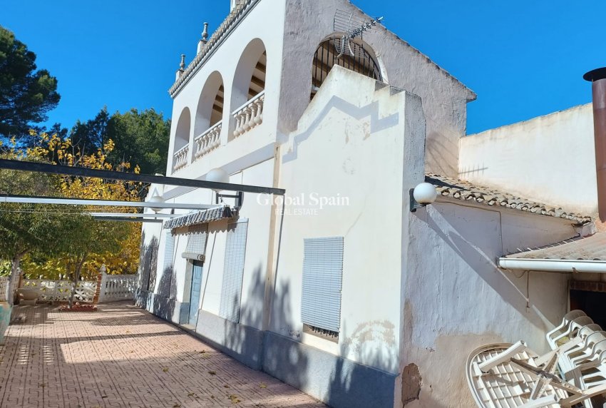 Resale - VILLA -
YECLA - Inland