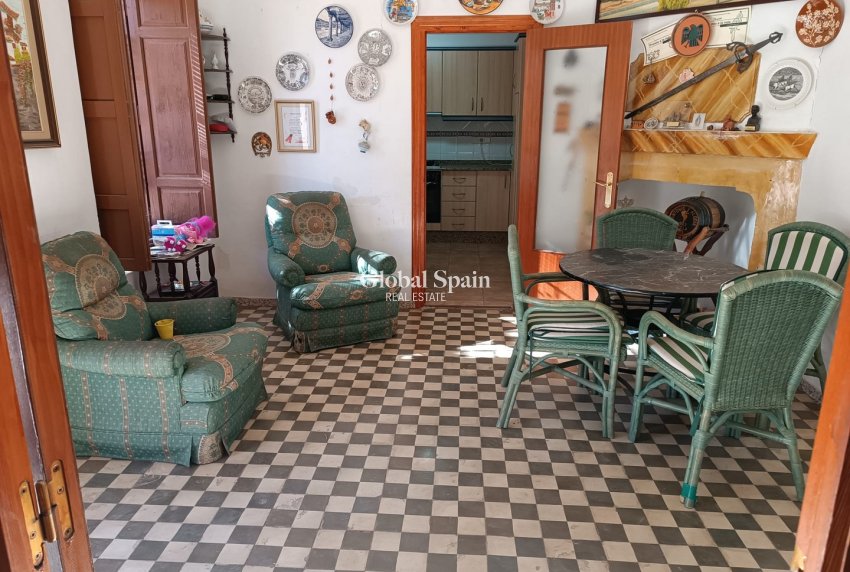 Resale - VILLA -
YECLA - Inland