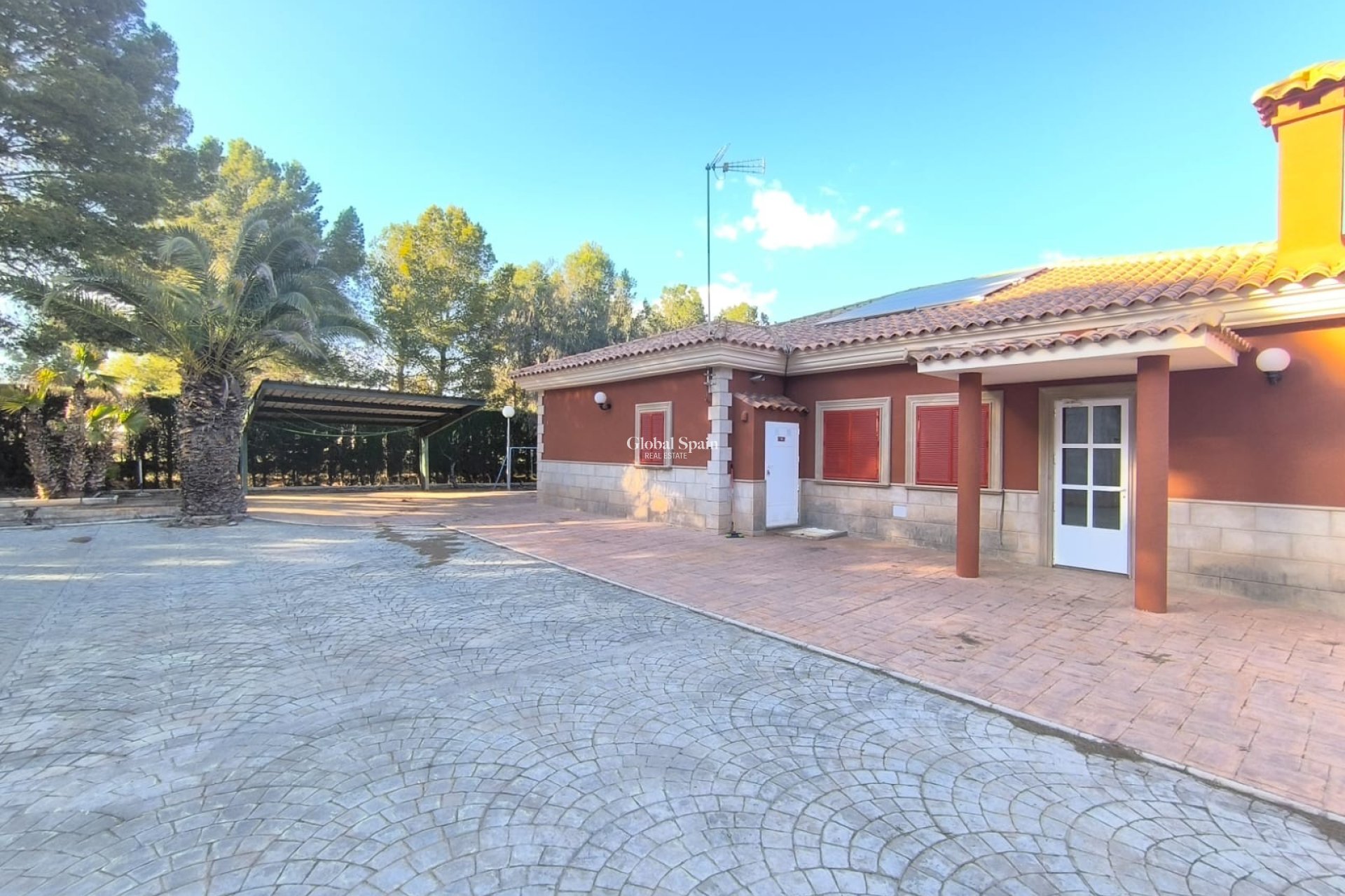 Resale - VILLA -
YECLA - Inland