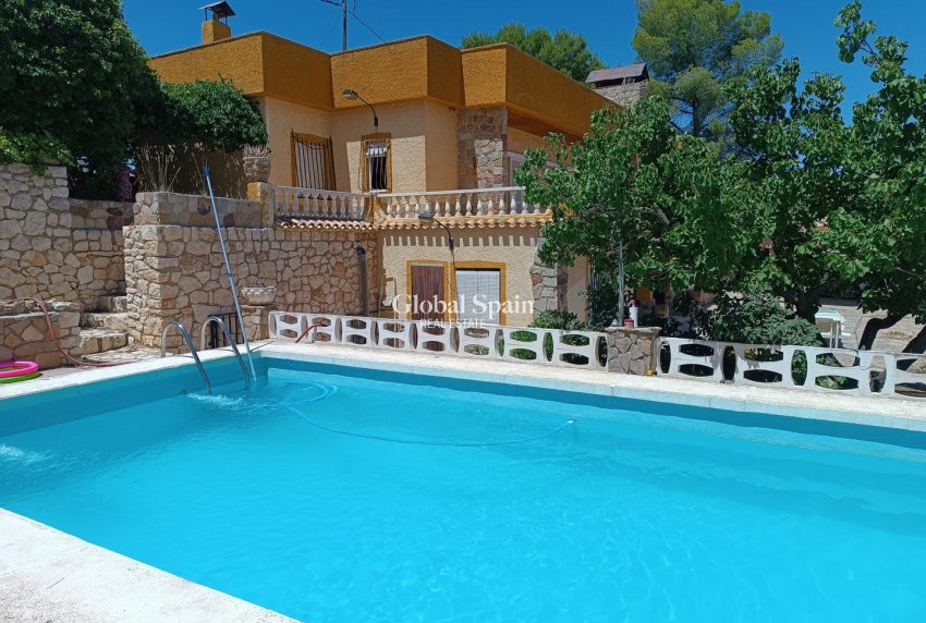 Resale - VILLA -
YECLA - Inland