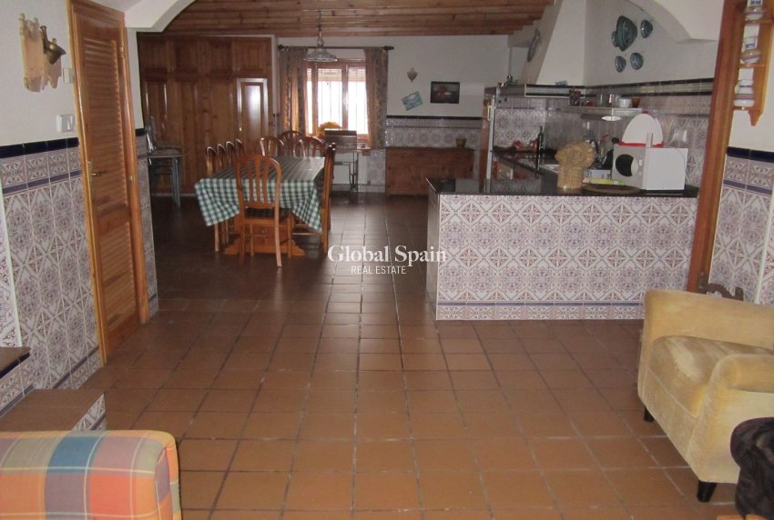 Resale - VILLA -
YECLA - Inland