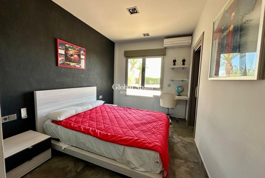 Resale - VILLA -
YECLA - Inland