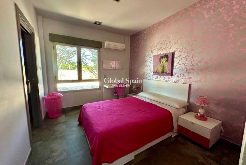 Resale - VILLA -
YECLA - Inland