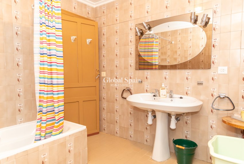 Resale - VILLA -
YECLA - Inland