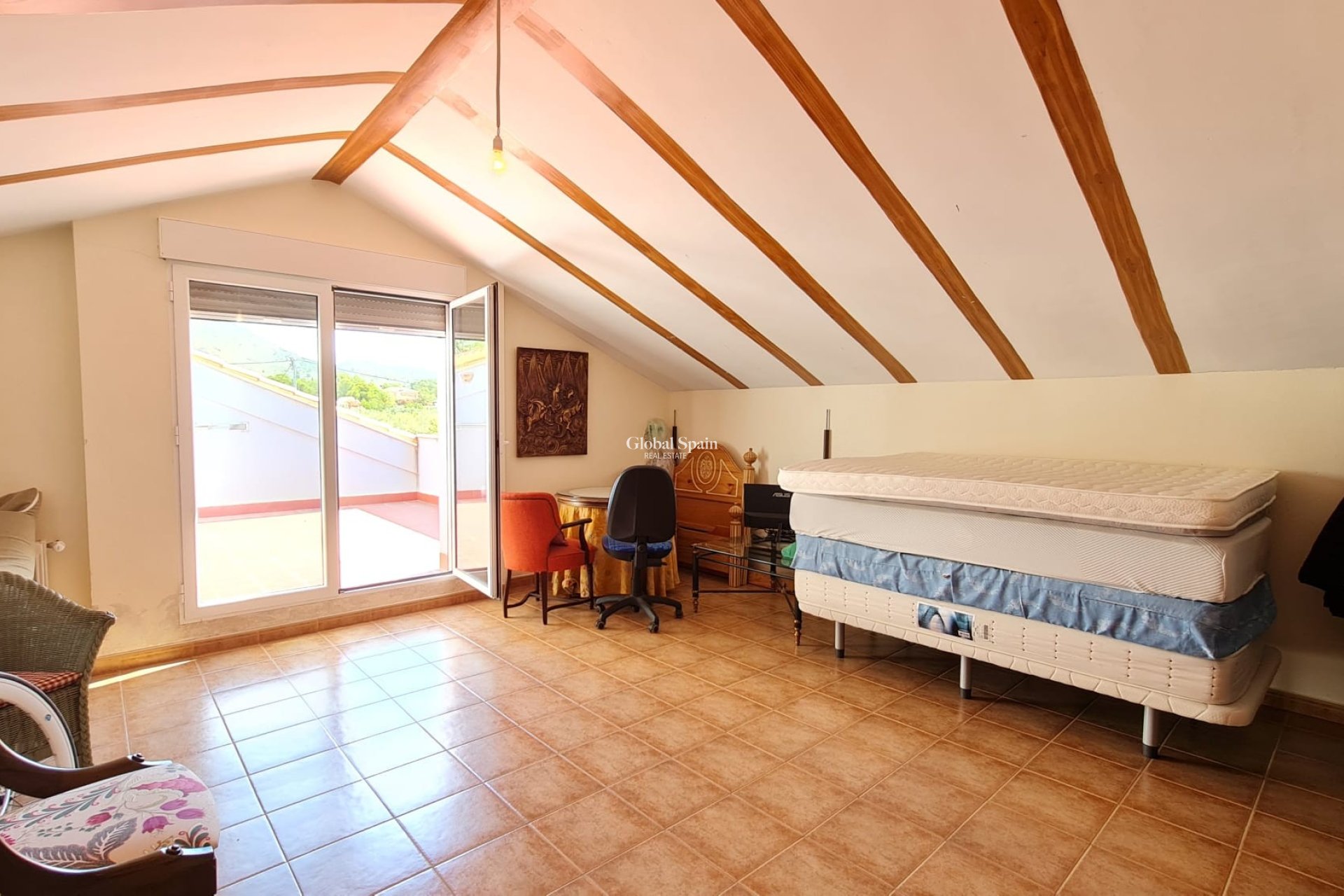 Resale - VILLA -
YECLA - Inland