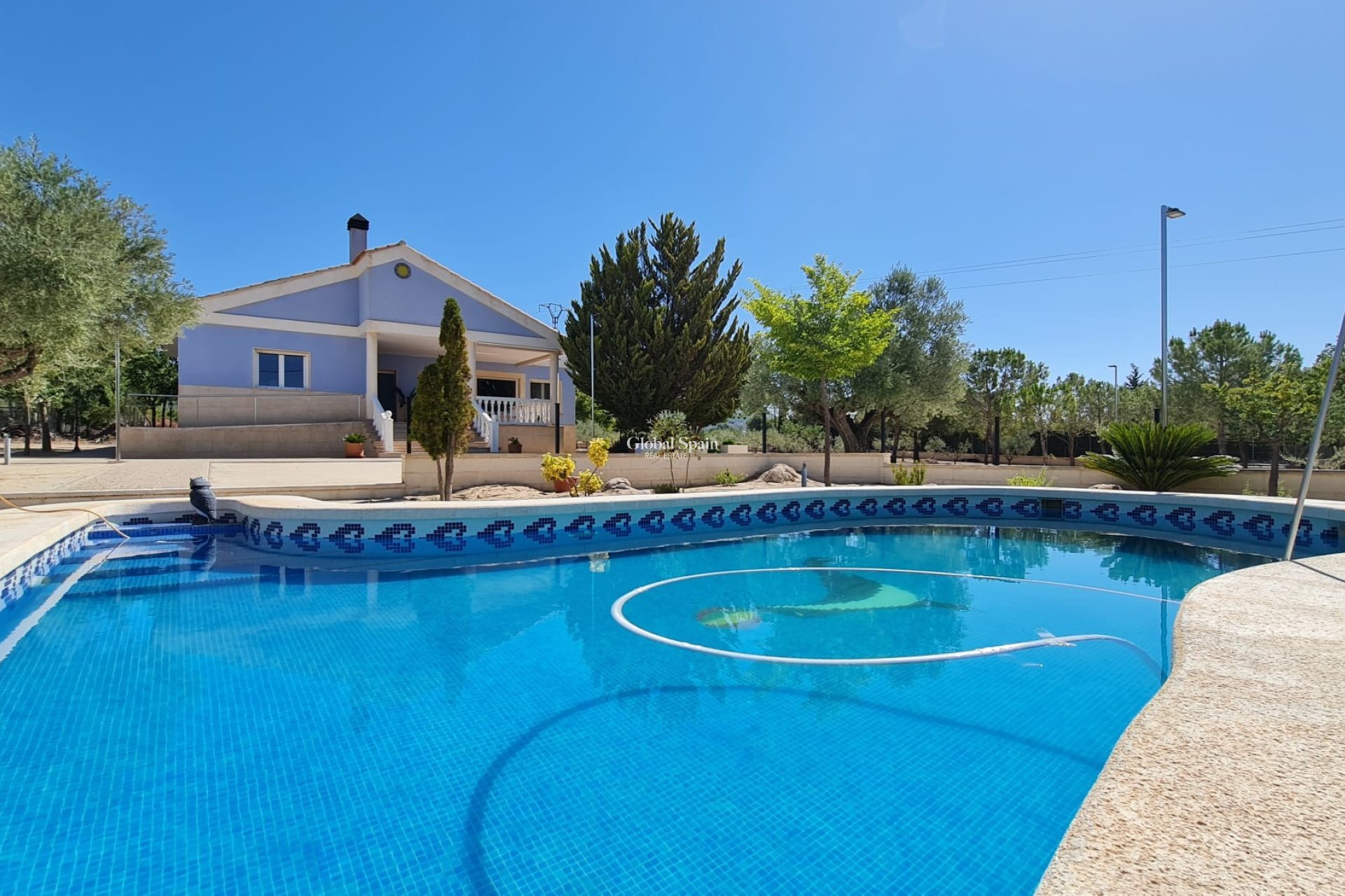 Resale - VILLA -
YECLA - Inland