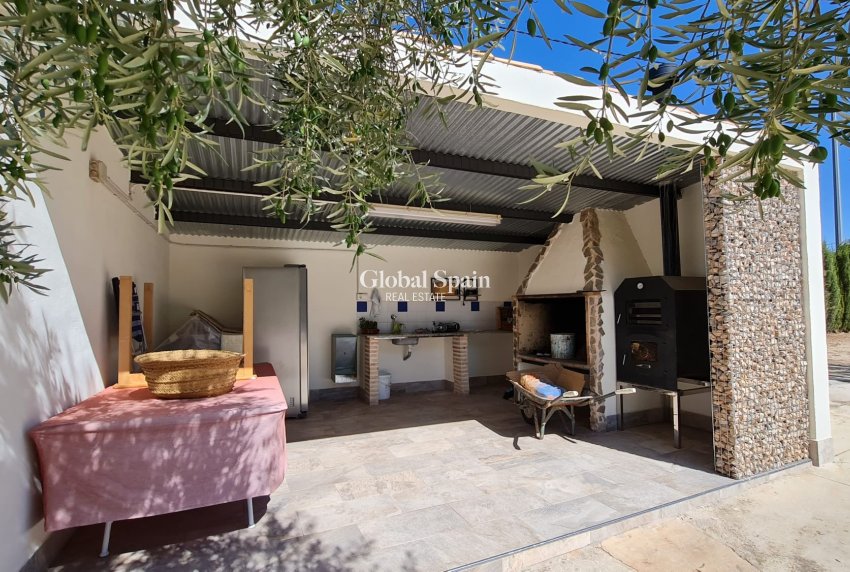 Resale - VILLA -
YECLA - Inland