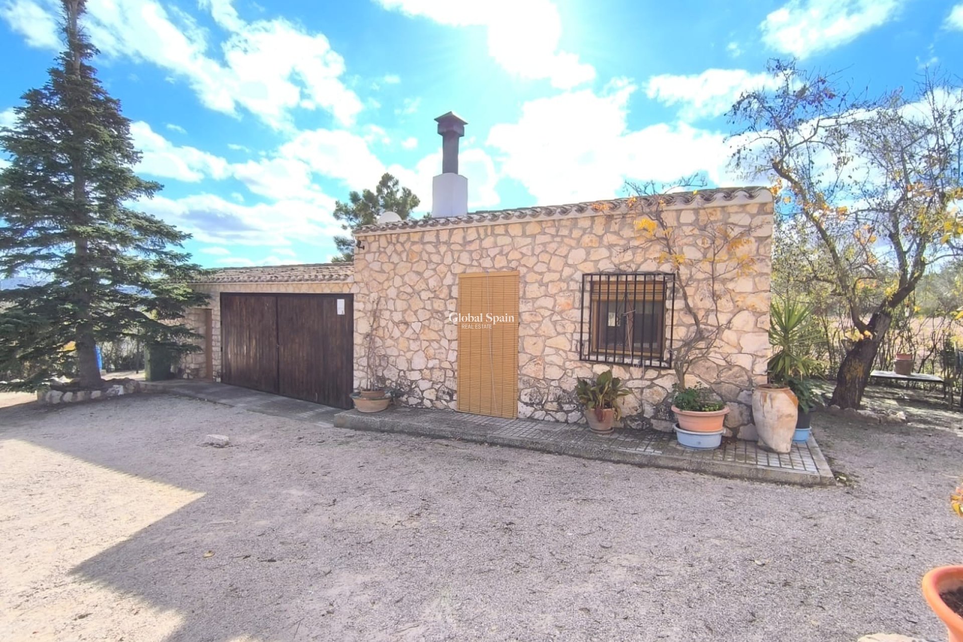 Resale - VILLA -
YECLA - Inland