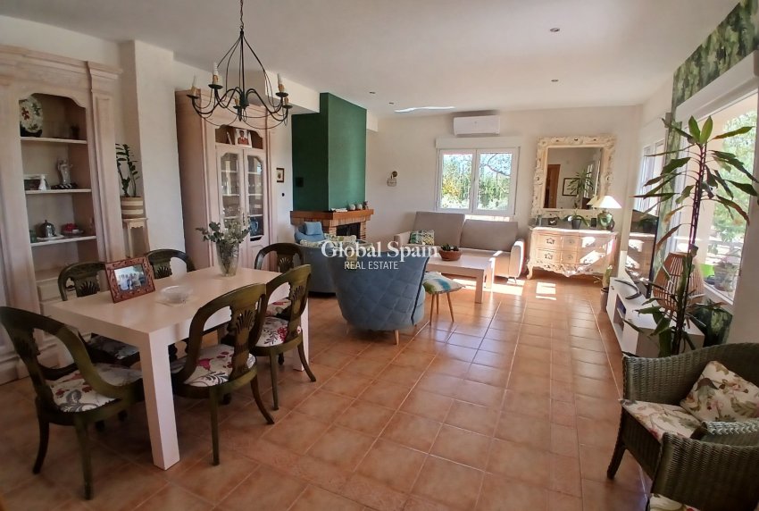 Resale - VILLA -
YECLA - Inland