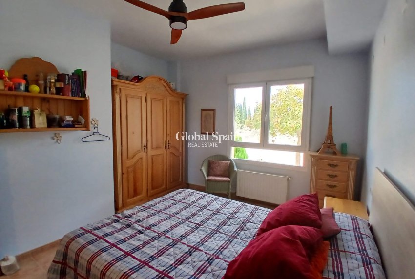 Resale - VILLA -
YECLA - Inland