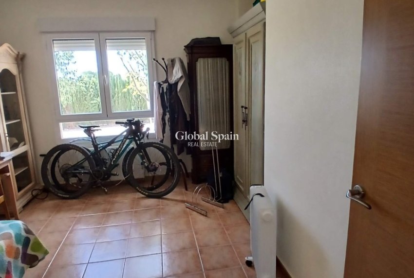 Resale - VILLA -
YECLA - Inland