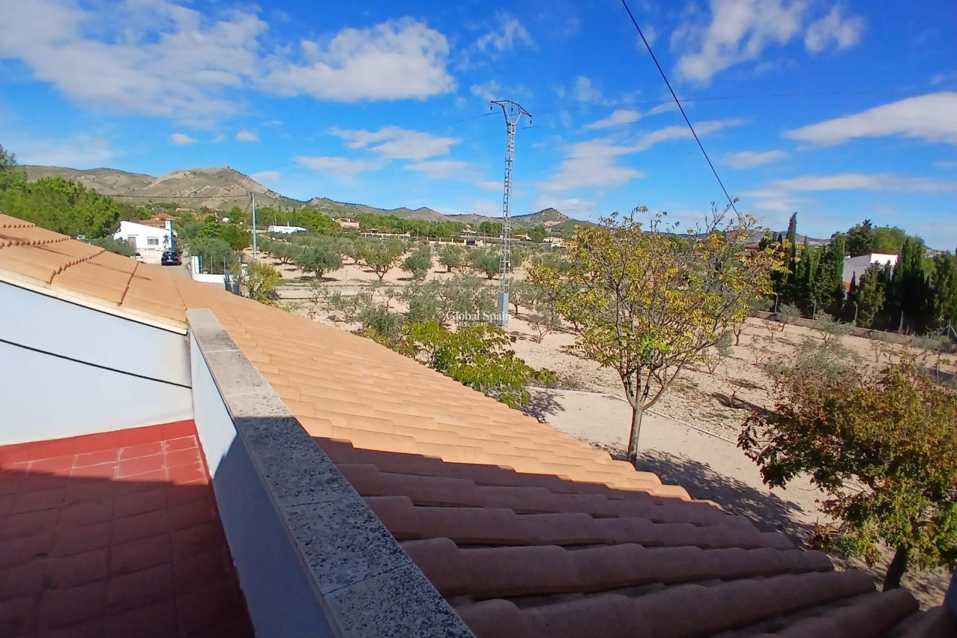 Resale - VILLA -
YECLA - Inland