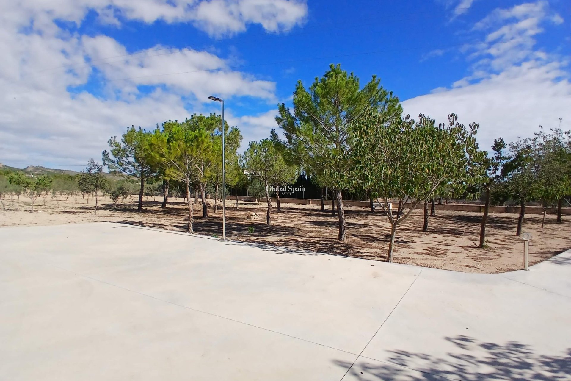 Resale - VILLA -
YECLA - Inland