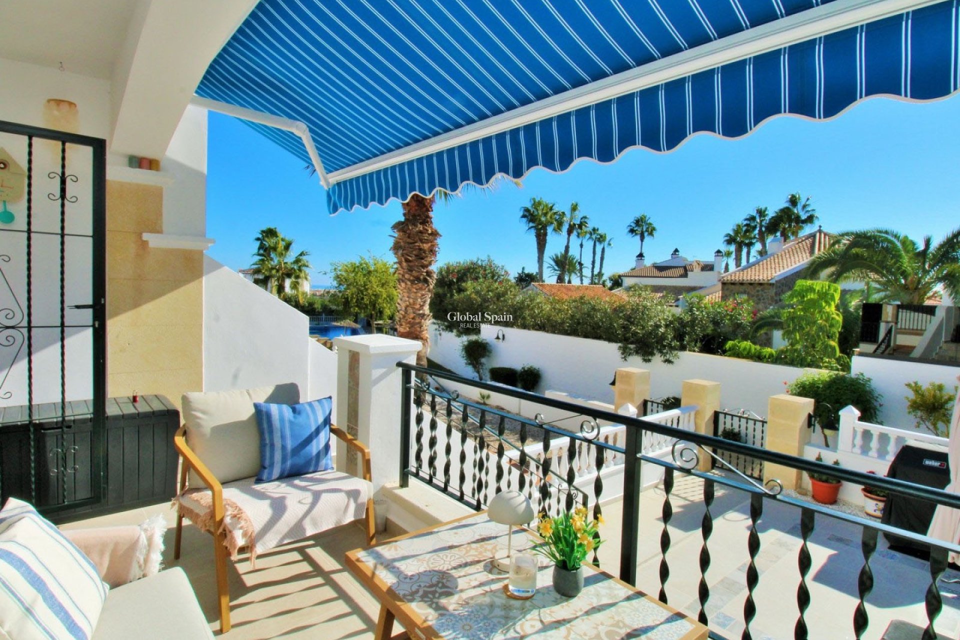 Revente - 2. Maison de ville -
ORIHUELA COSTA - VILLAMARTÍN