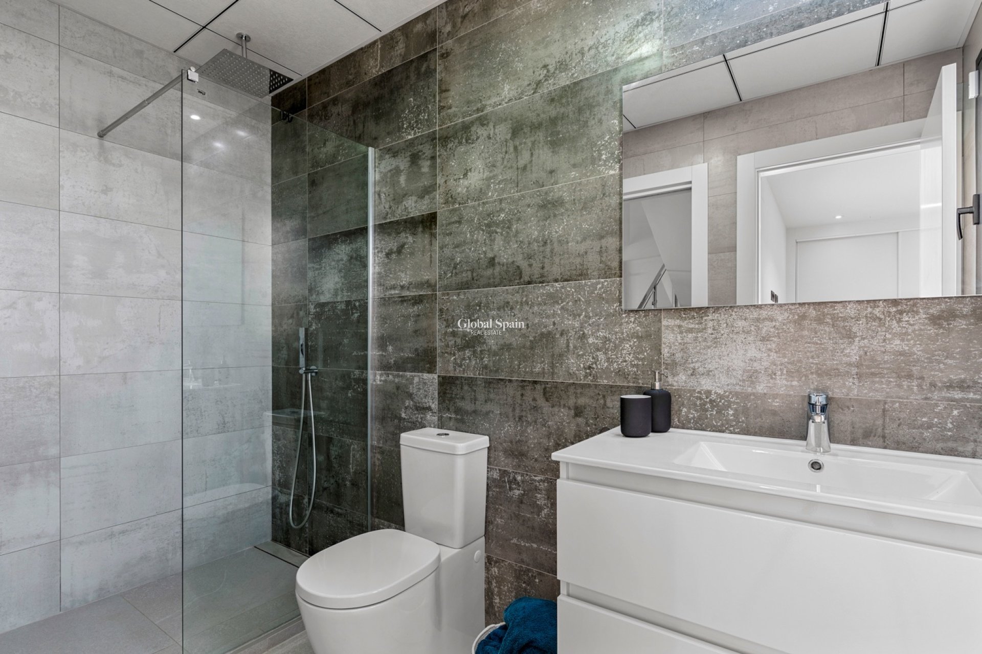 Revente - 4. Maison - Villa Individuelle -
CIUDAD QUESADA - Costa Blanca South