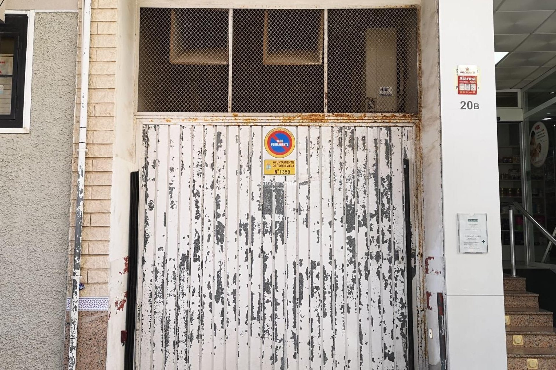 Revente - AIRE DE STATIONNEMENT / GARAGE -
TORREVIEJA - Centro