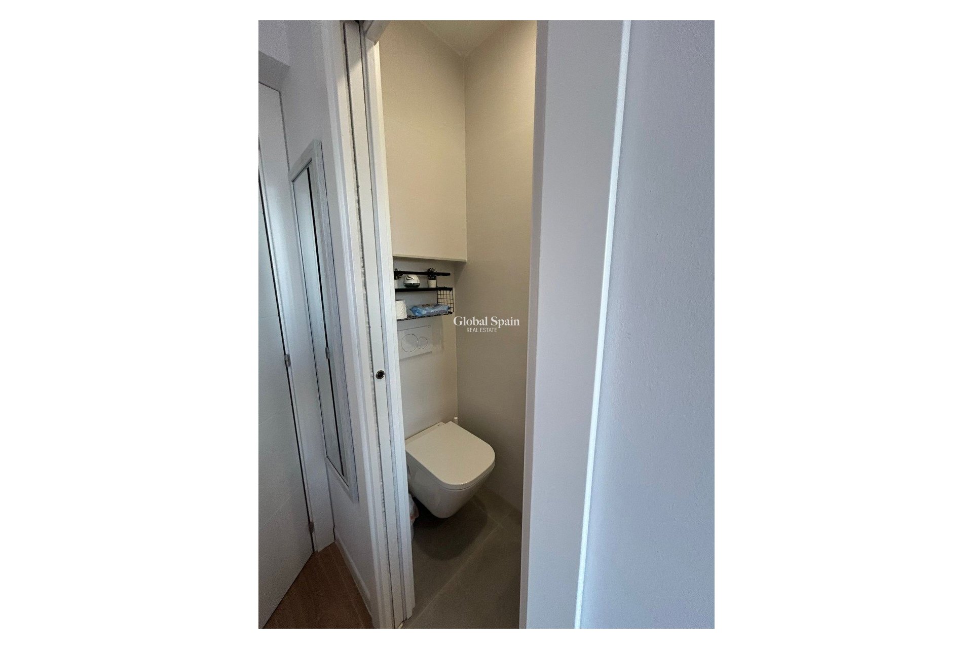 Revente - Appartement -
Albir - center