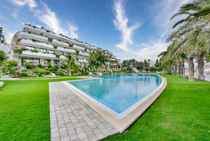 Revente - APPARTEMENT -
ALFAZ DEL PI - Albir