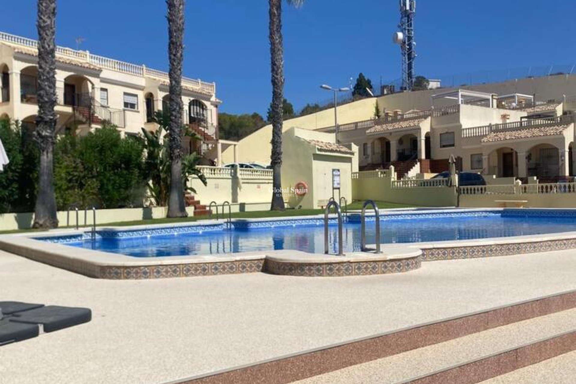 Revente - APPARTEMENT -
ALGORFA - Costa Blanca