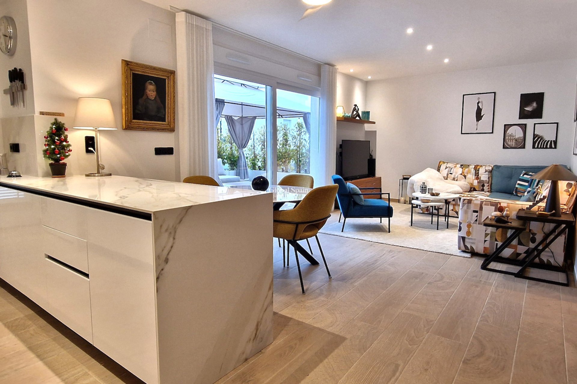 Revente - APPARTEMENT -
ALGORFA - Inland