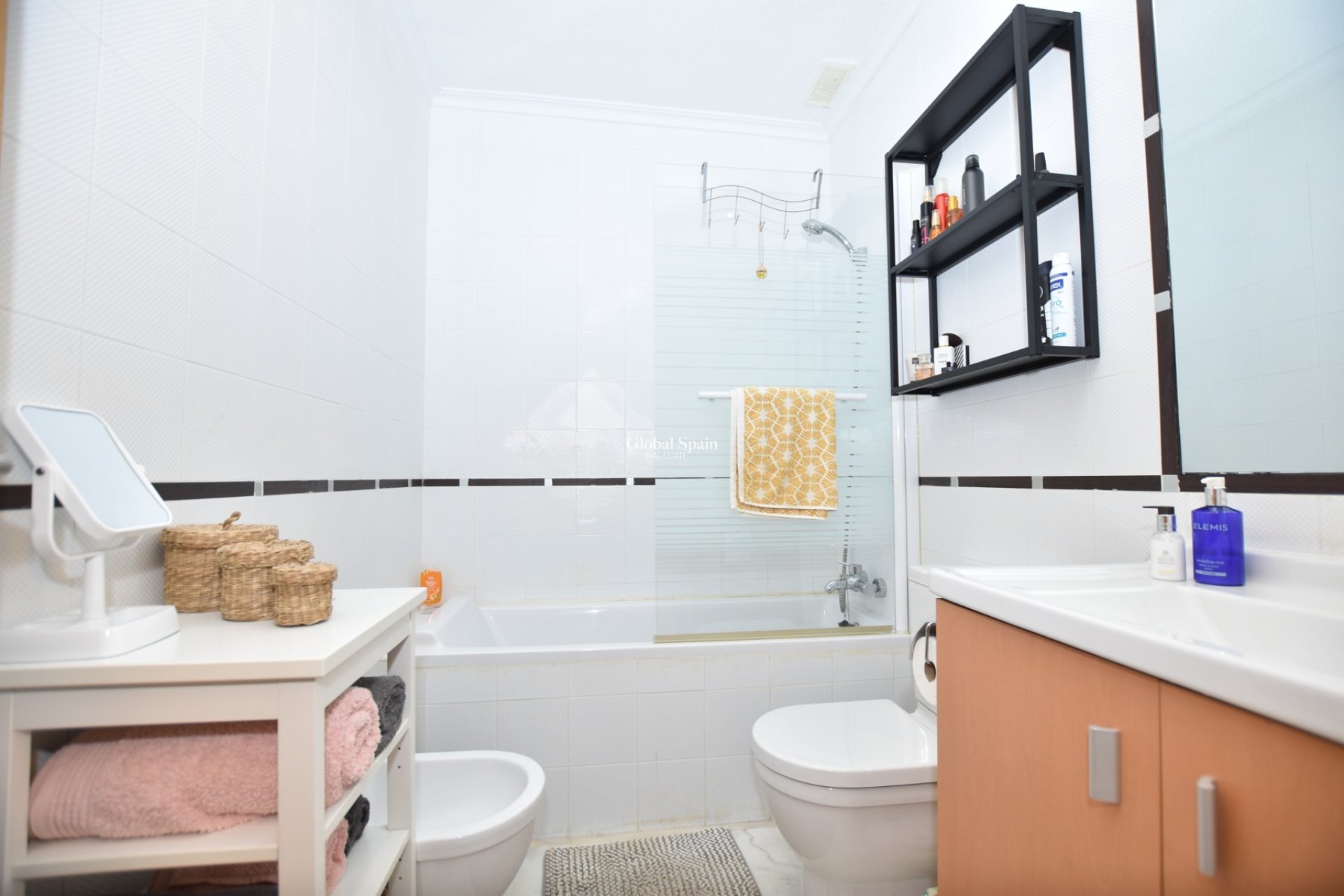 Revente - APPARTEMENT -
ALGORFA - Inland