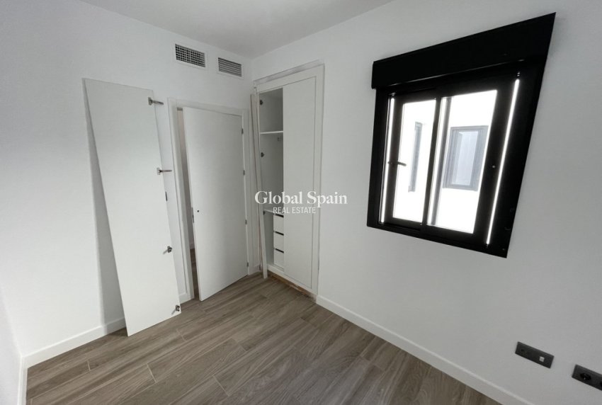 Revente - APPARTEMENT -
ALGORFA - Inland