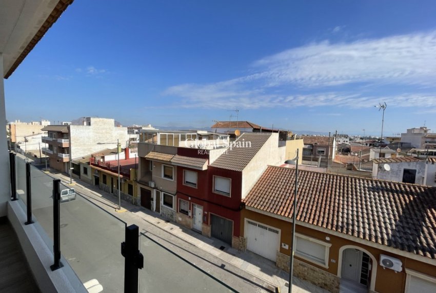 Revente - APPARTEMENT -
ALGORFA - Inland