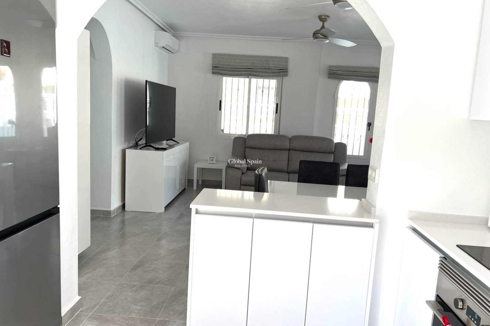 Revente - APPARTEMENT -
ALGORFA - Inland