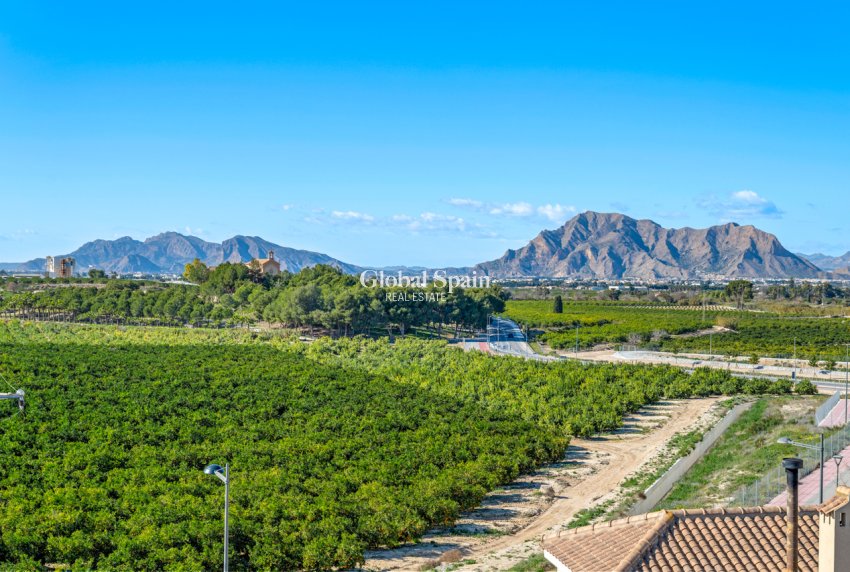 Revente - APPARTEMENT -
ALGORFA - Inland