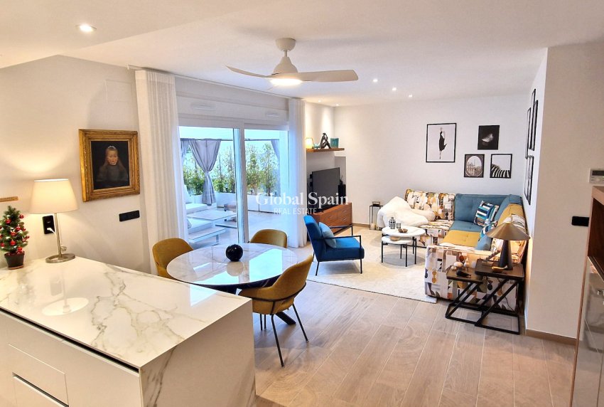 Revente - APPARTEMENT -
ALGORFA - Inland