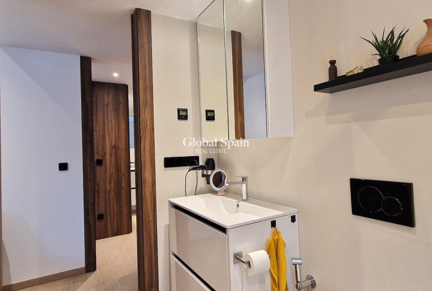 Revente - APPARTEMENT -
ALGORFA - Inland