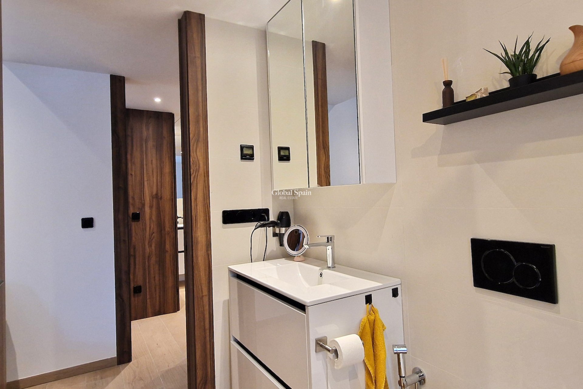 Revente - APPARTEMENT -
ALGORFA - Inland