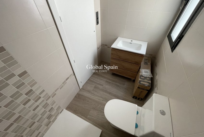 Revente - APPARTEMENT -
ALGORFA - Inland