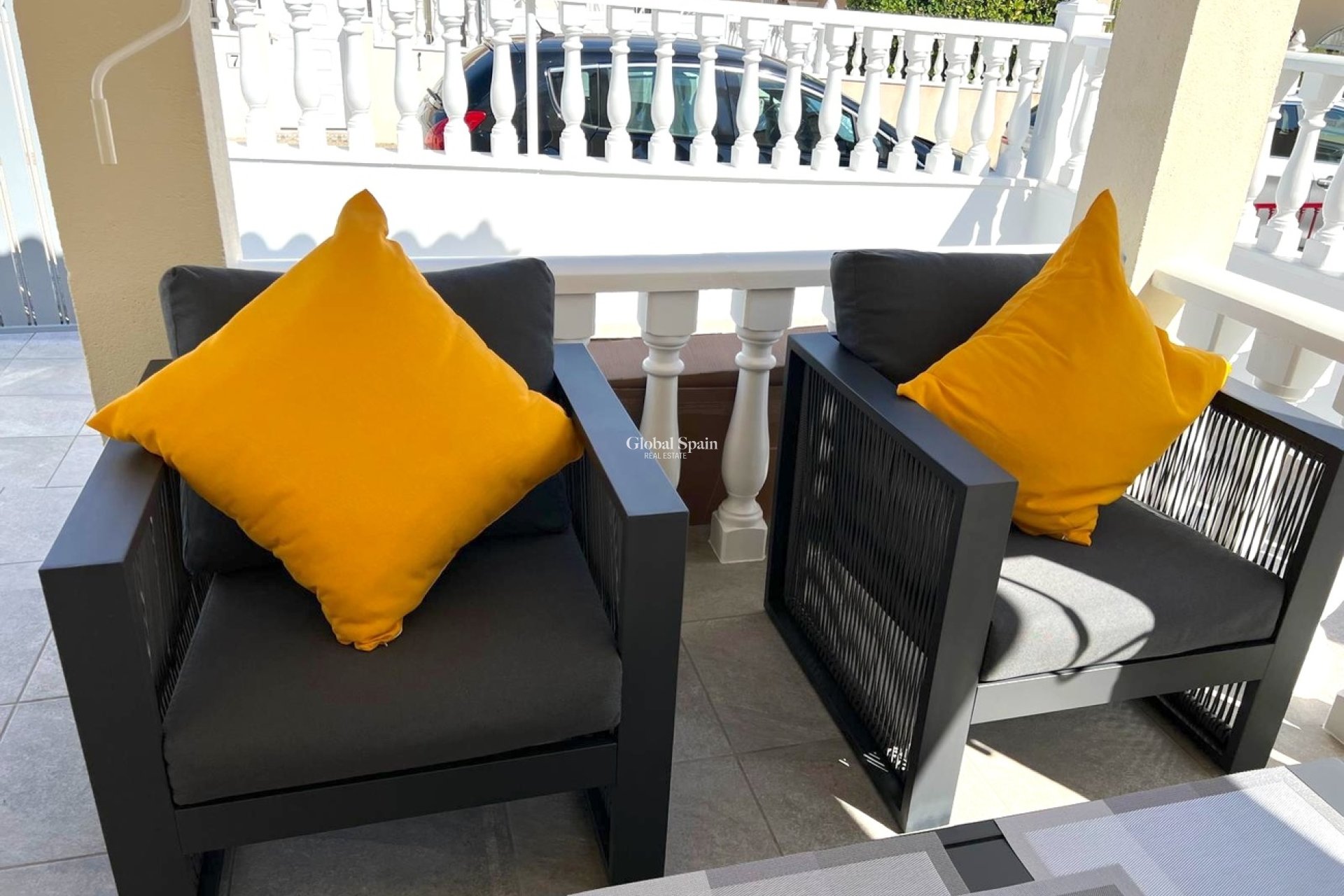 Revente - APPARTEMENT -
ALGORFA - Inland