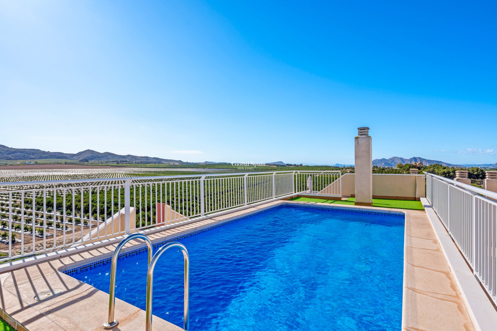 Revente - APPARTEMENT -
ALGORFA - Inland