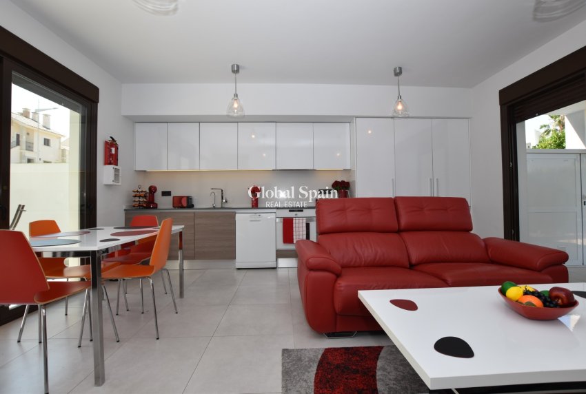 Revente - APPARTEMENT -
ALGORFA - Inland