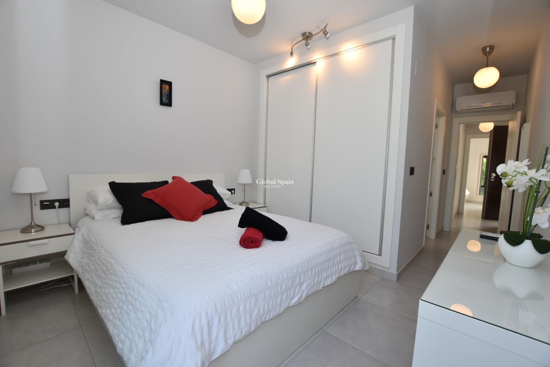 Revente - APPARTEMENT -
ALGORFA - Inland
