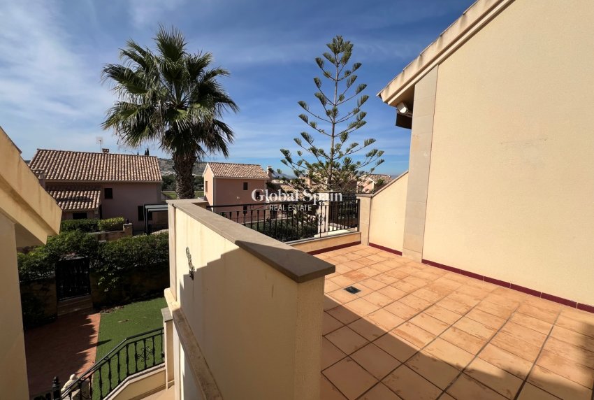 Revente - APPARTEMENT -
ALGORFA - Inland