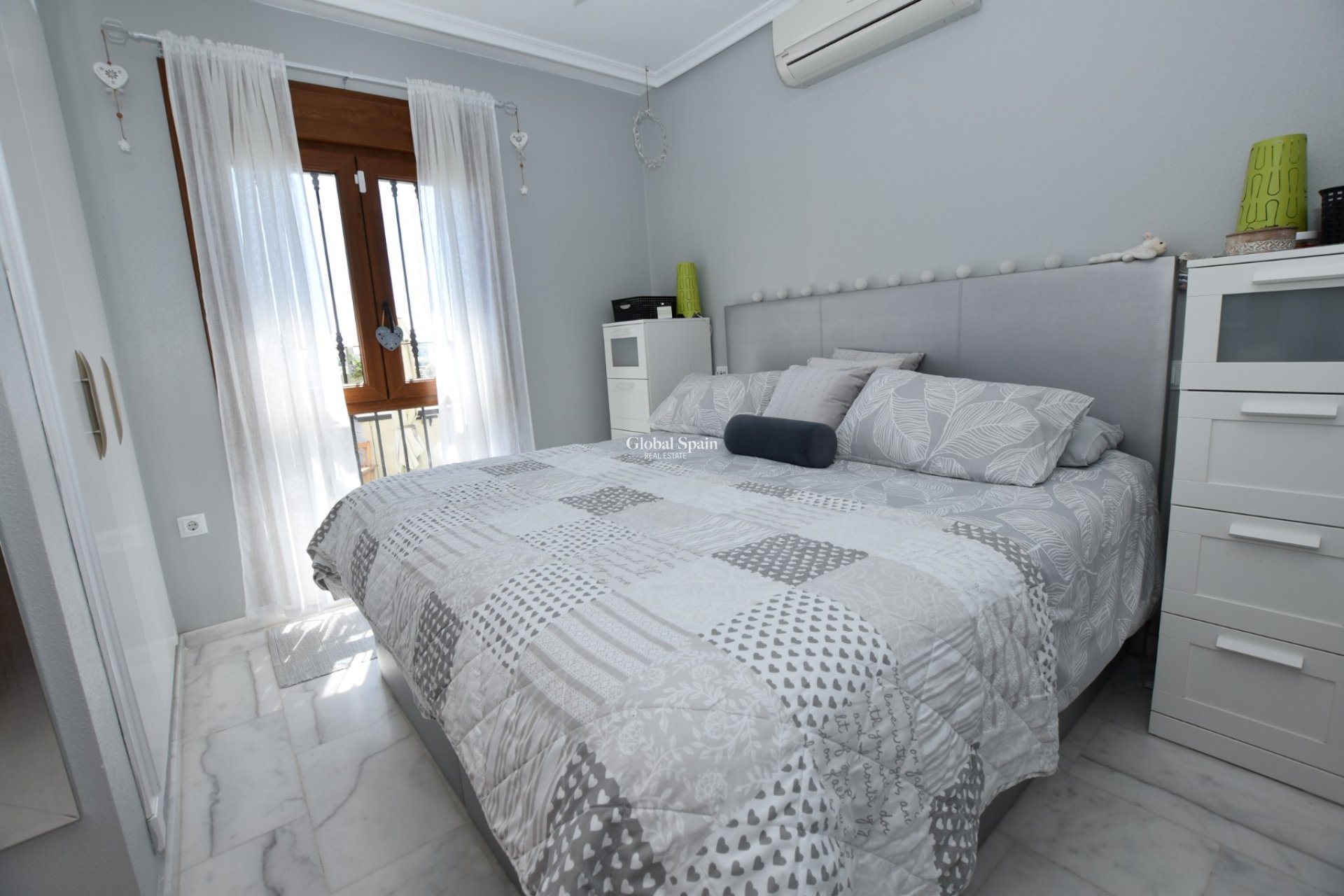 Revente - APPARTEMENT -
ALGORFA - Inland