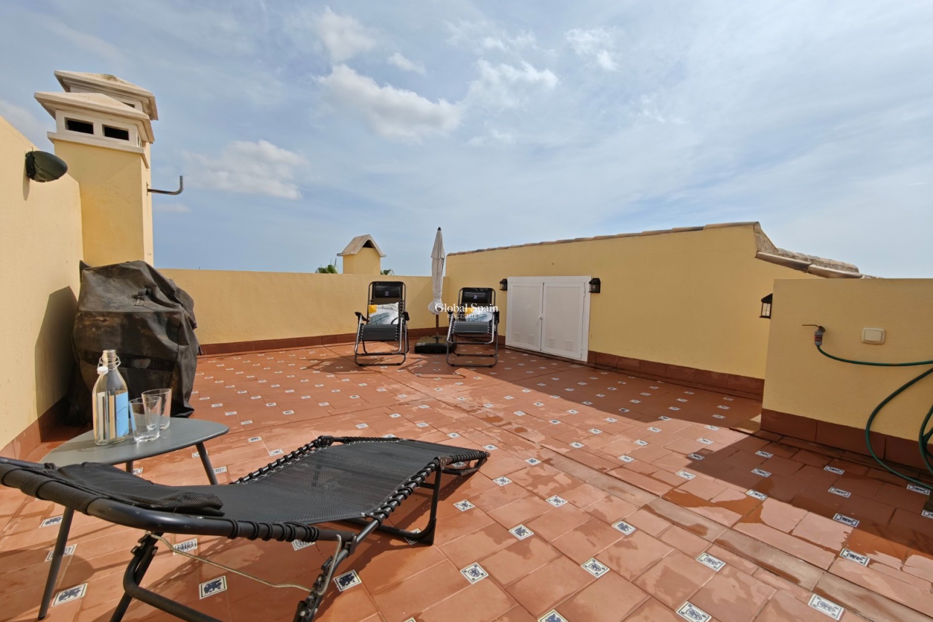 Revente - APPARTEMENT -
ALGORFA - Inland