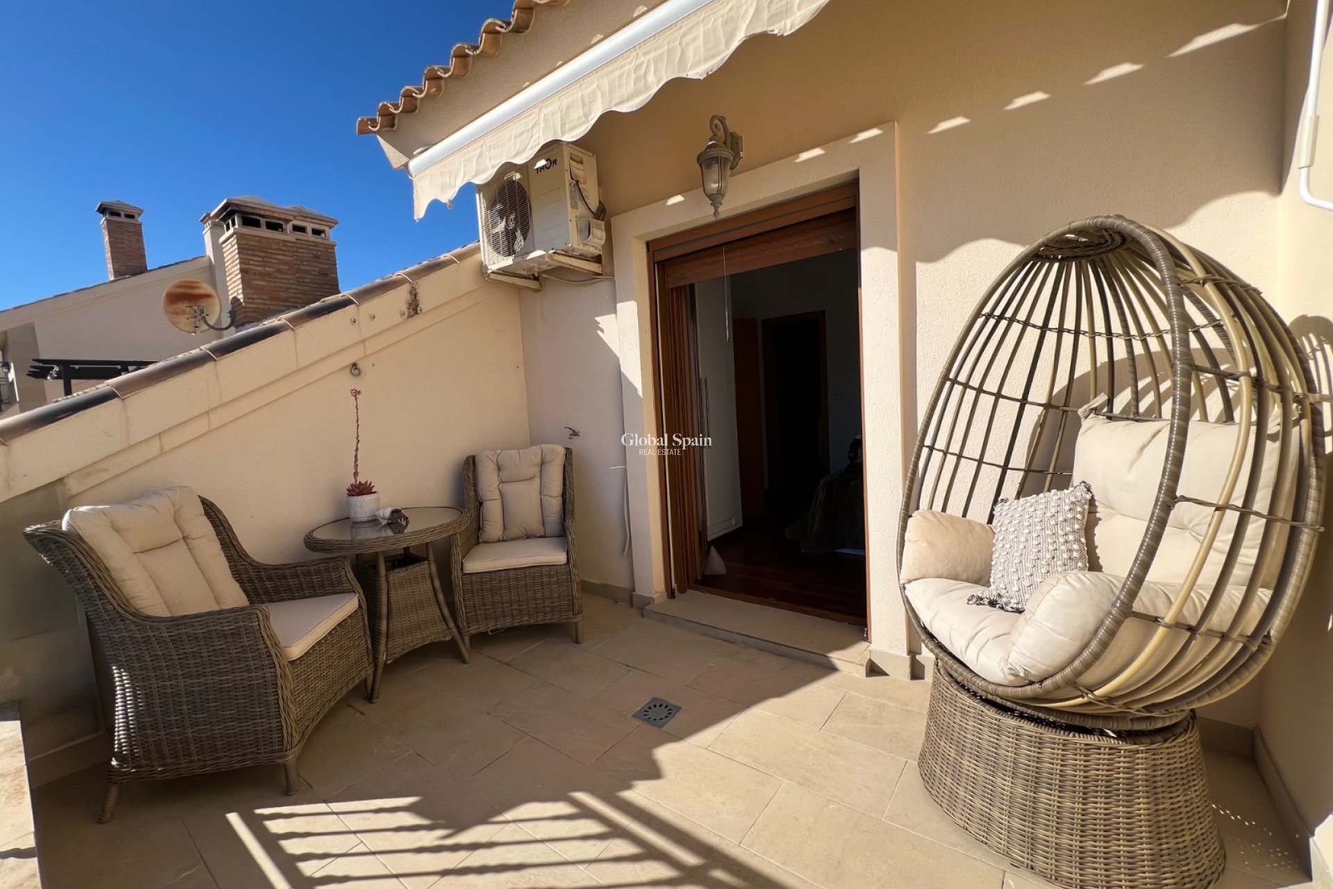 Revente - APPARTEMENT -
ALGORFA - Inland
