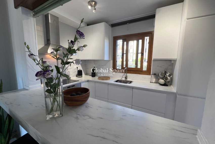 Revente - APPARTEMENT -
ALGORFA - Inland