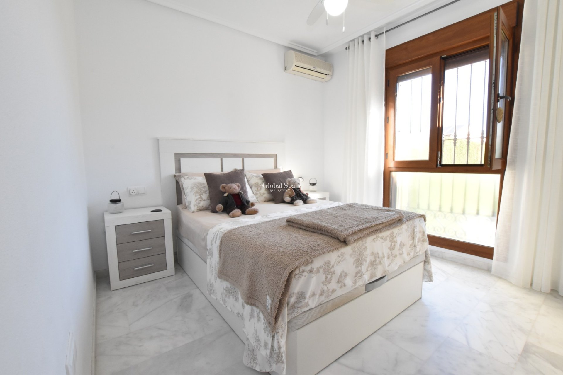Revente - APPARTEMENT -
ALGORFA - Inland