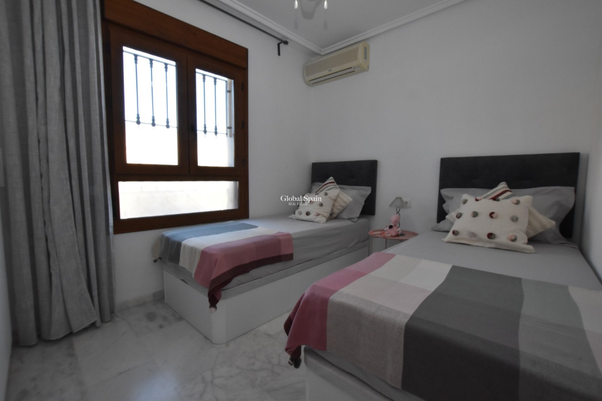 Revente - APPARTEMENT -
ALGORFA - Inland