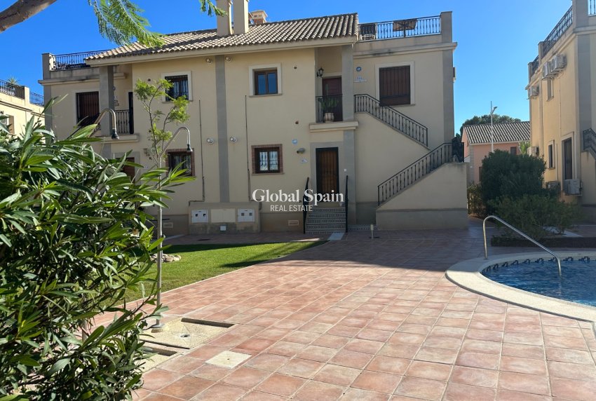 Revente - Appartement -
ALGORFA - LA FINCA GOLF / ALGORFA